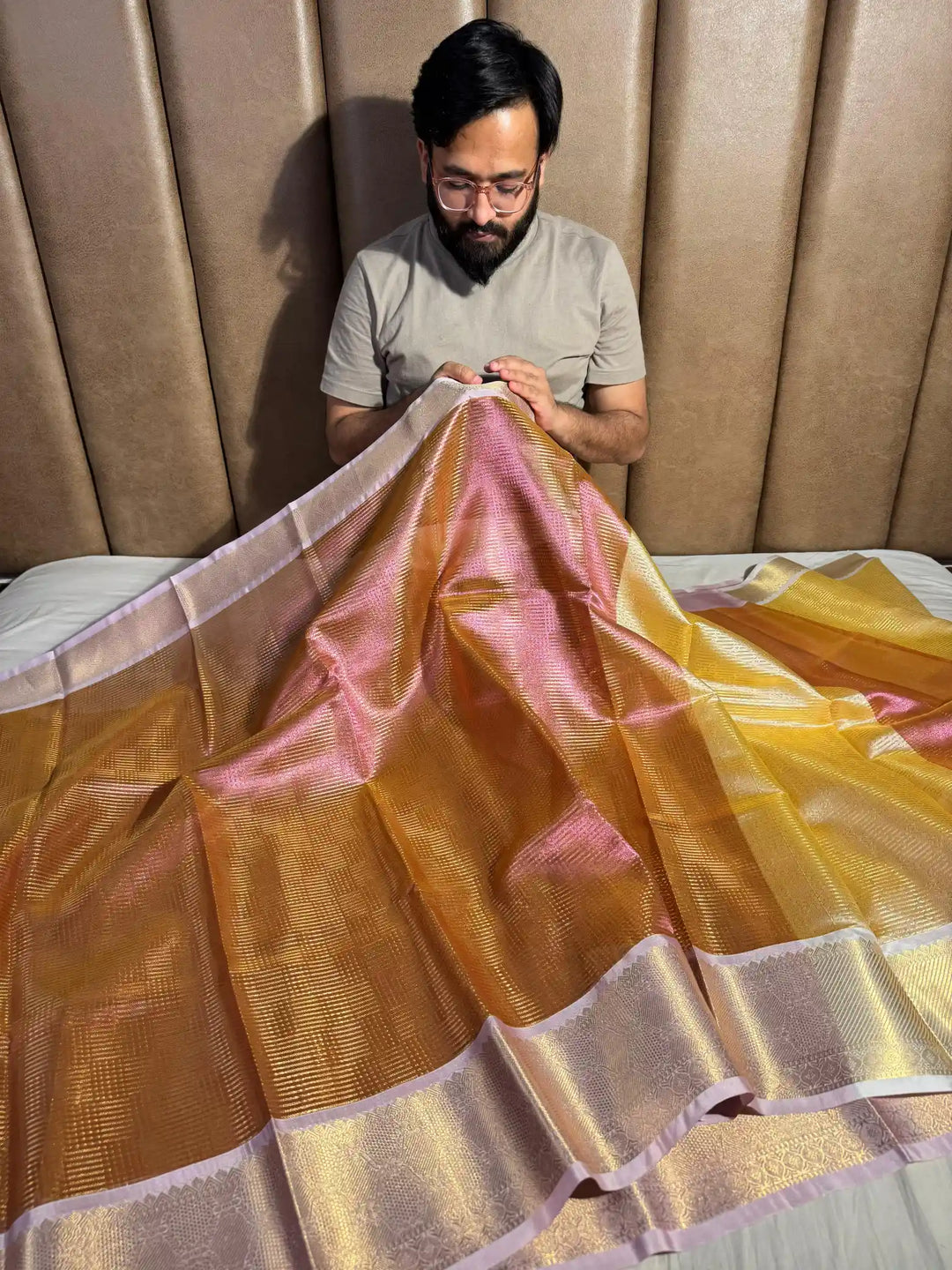 Beautiful Jacquard Weave Banarasi Saree