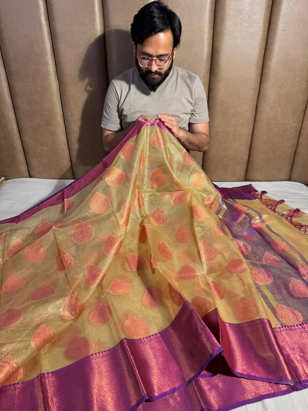 Beautiful Jacquard Weave Banarasi Saree