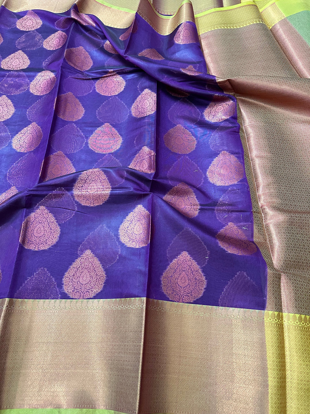 Exclusive Jacquard Weave Banarasi Saree