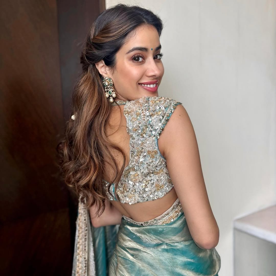 Aqua Green Janhvi Kapoor Inspired Tissue Silk Saree