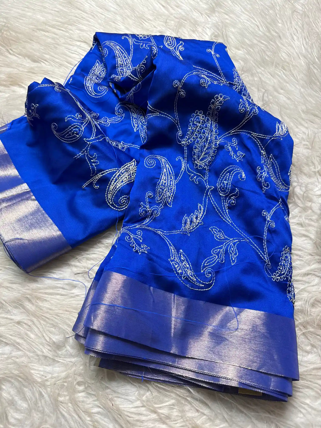 Beautiful Jacquard Weave Banarasi Saree