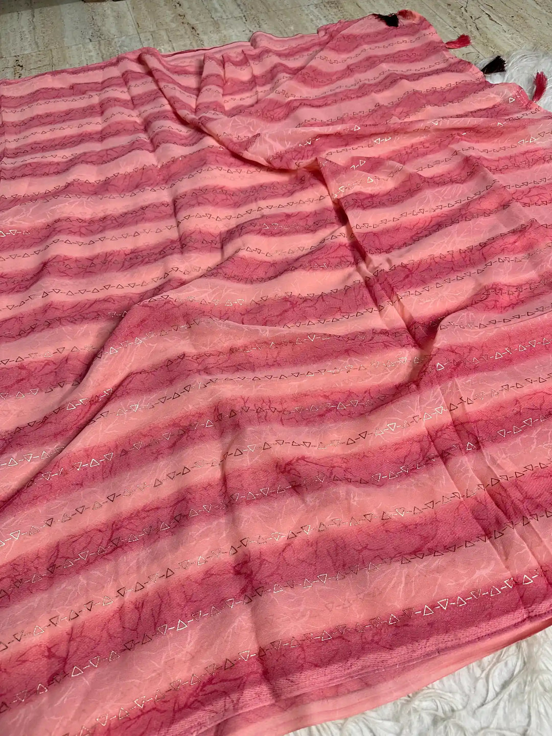 Beautiful Jacquard Weave Banarasi Saree