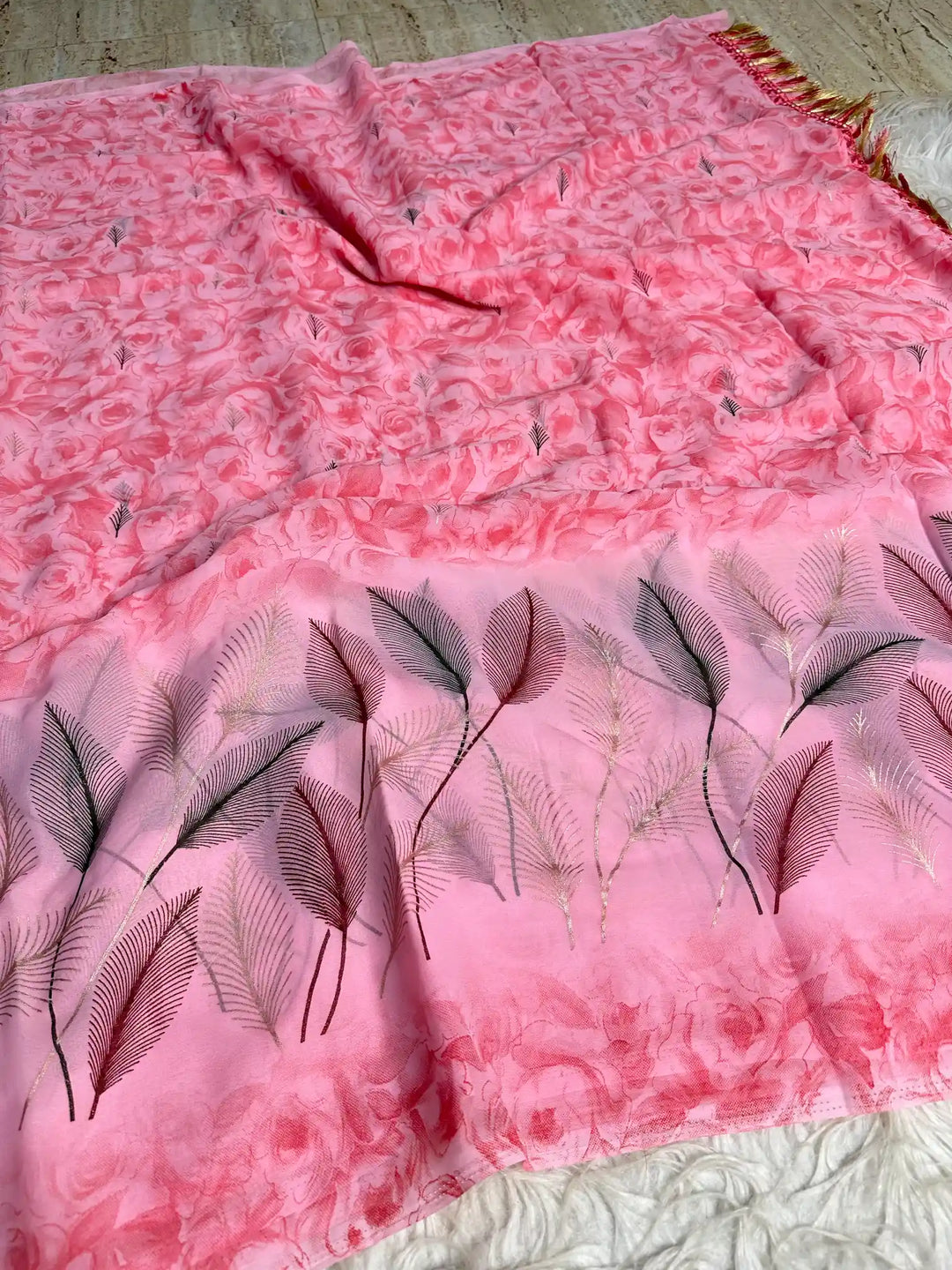 Beautiful Jacquard Weave Banarasi Saree