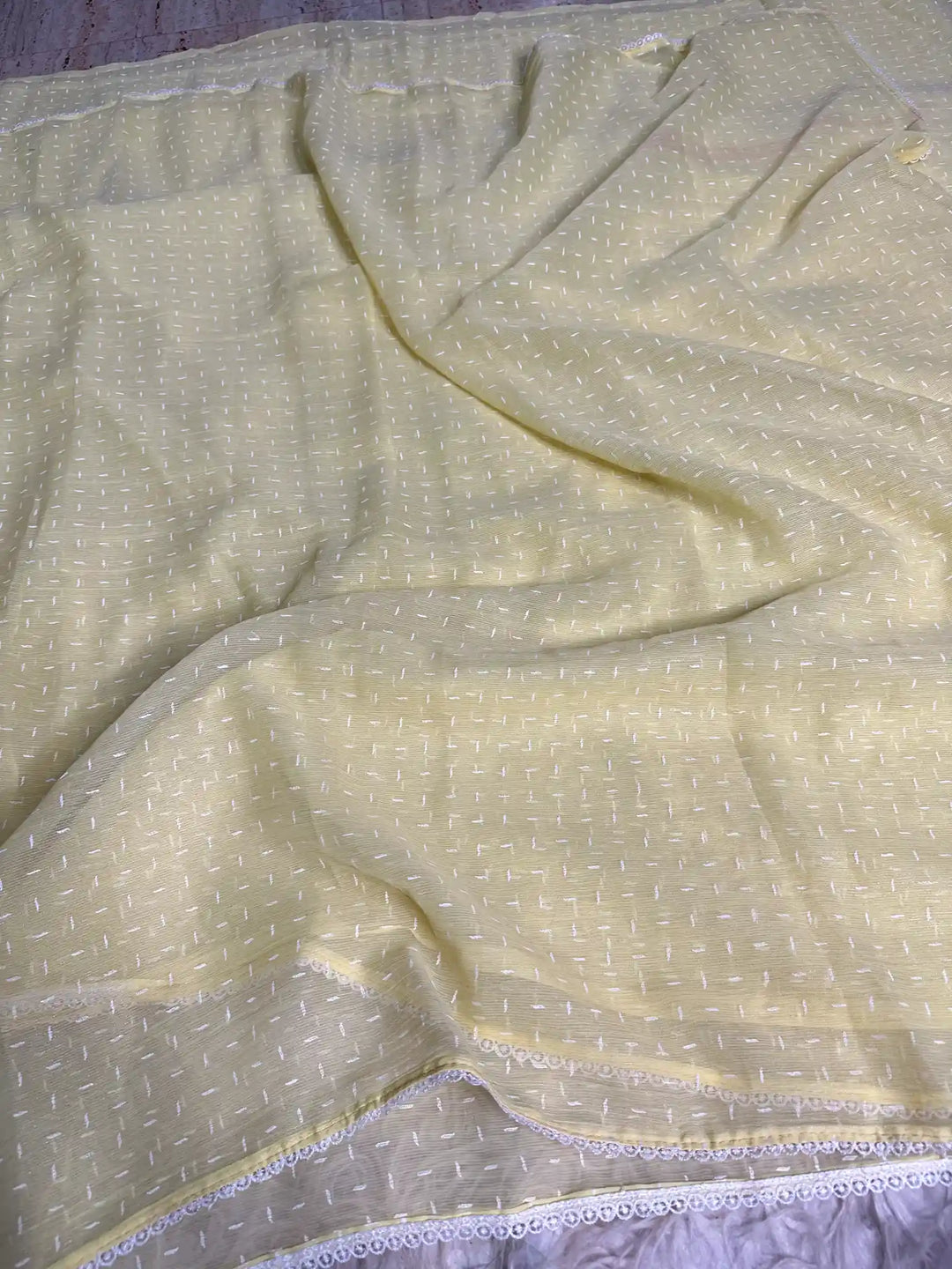 Beautiful Jacquard Weave Banarasi Saree
