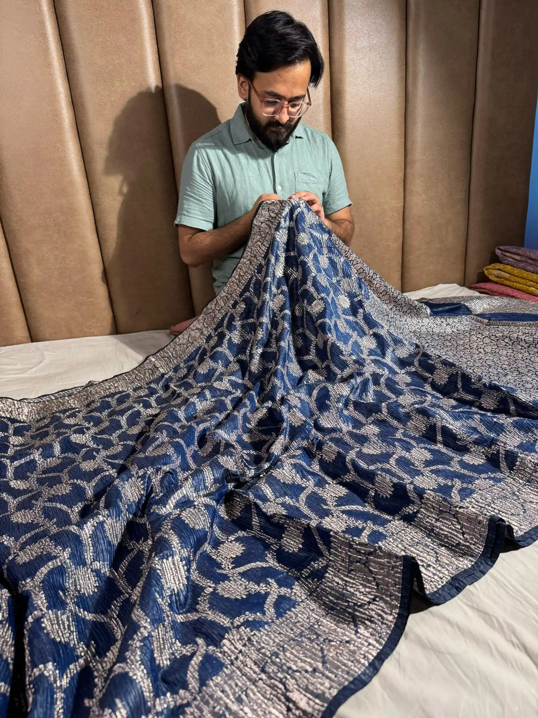 Blue Pashmina silk saree with vertical crush pattern and rich pallu