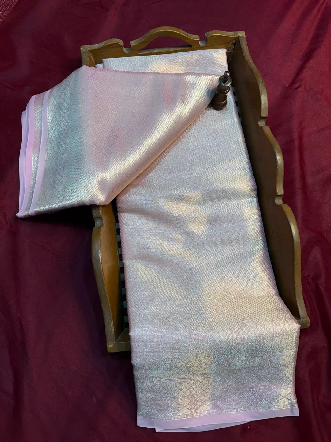 Eccentric Soft Tissue Traditional Jacquard Banarasi Saree