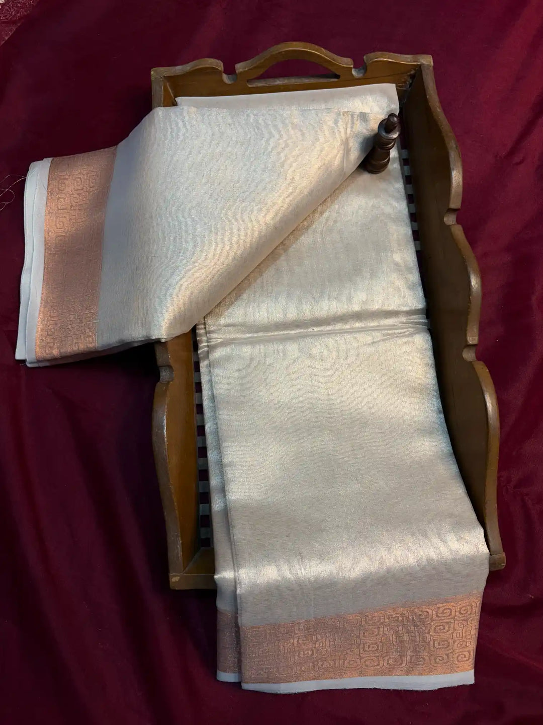 Eccentric Soft Tissue Traditional Jacquard Banarasi Saree