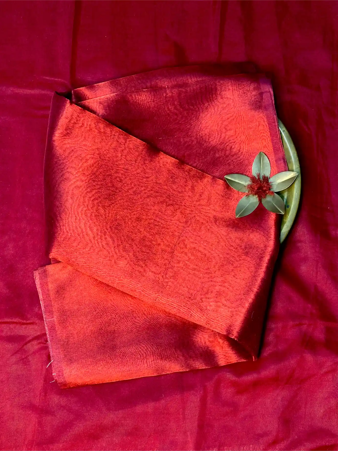 Eccentric Soft Tissue Traditional Jacquard Banarasi Saree