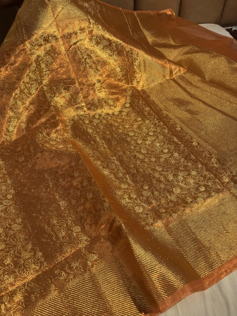 Exclusive Glass Tissue Silk Saree with Rich Pallu and Blouse