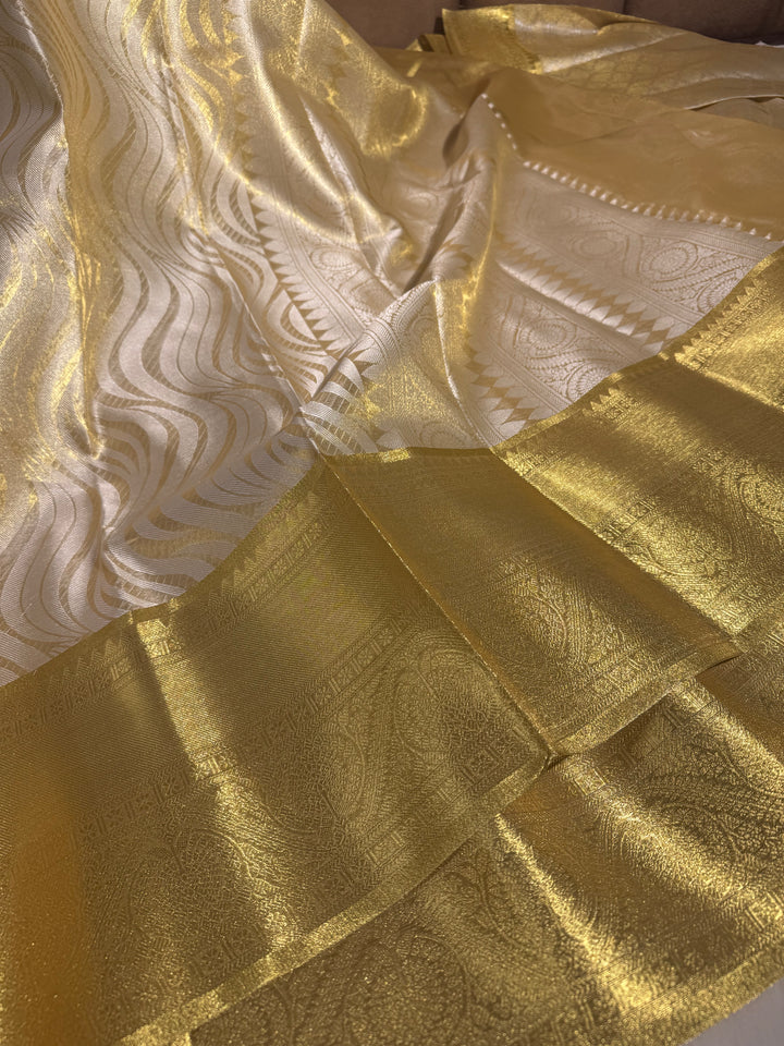 Golden Kanjeevaram Tissue Silk Daree with rich pallu