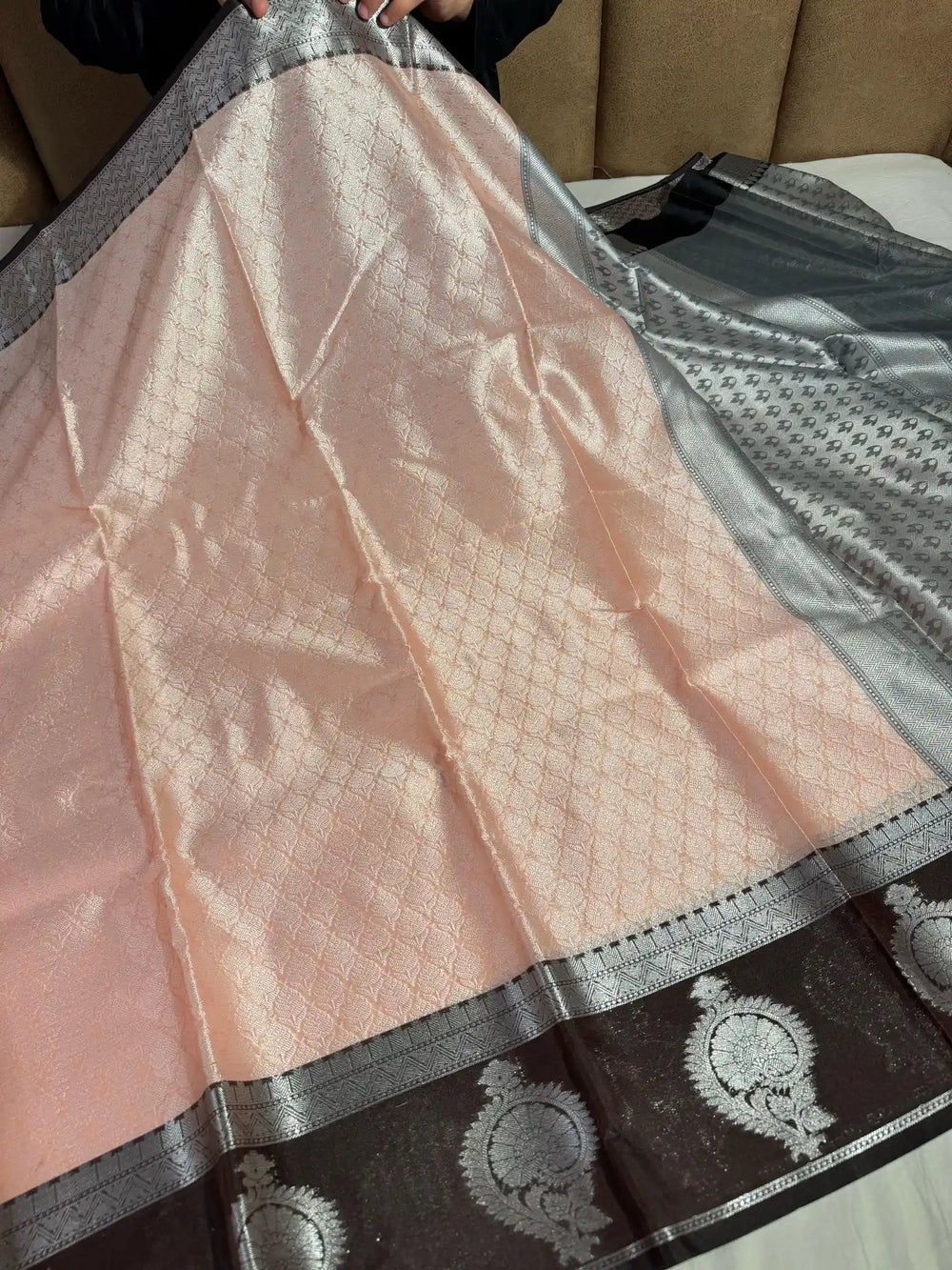 Kora Muslin Silk Saree with Unique Colour Combination