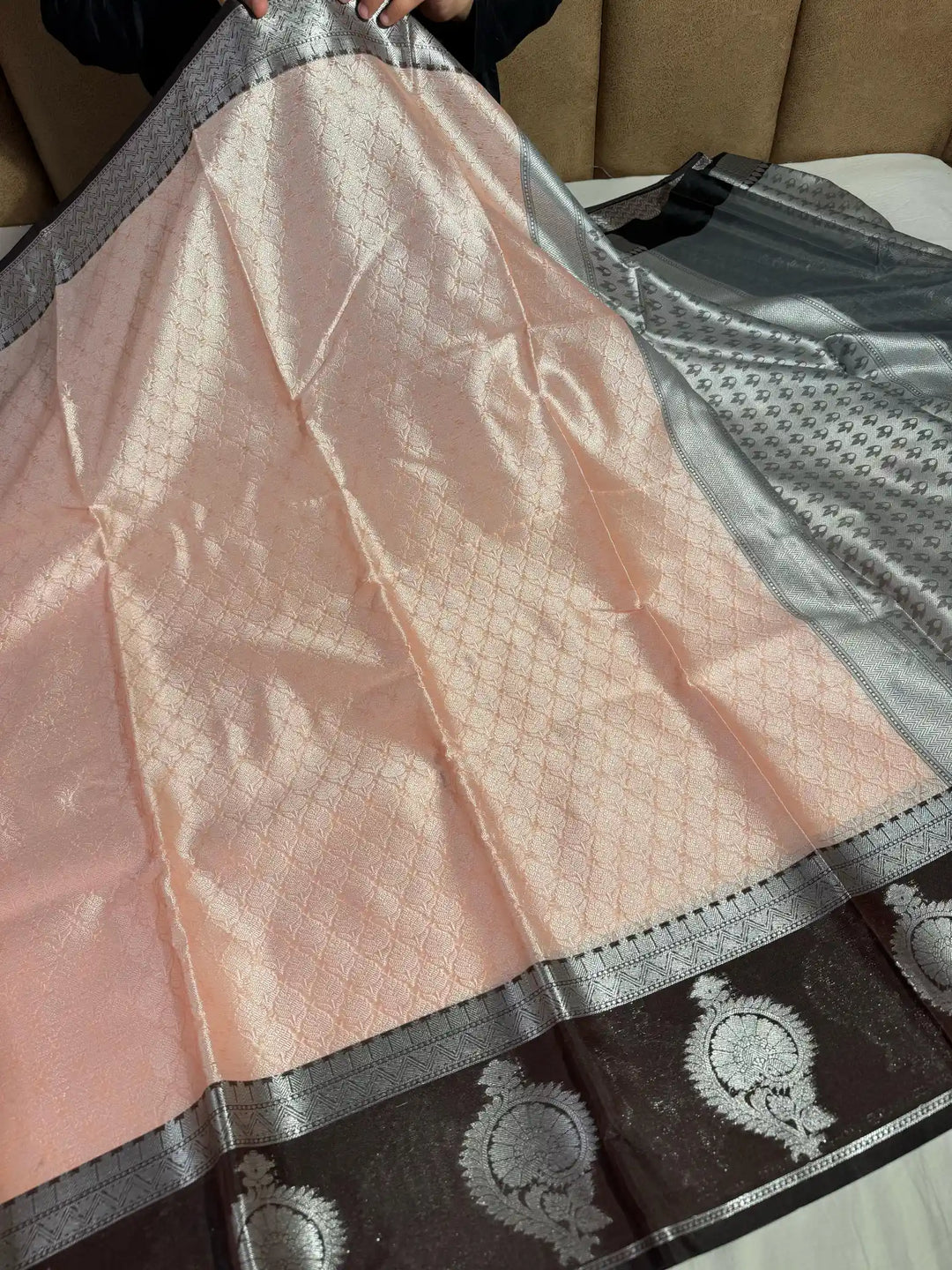 Kora Muslin Silk Saree with Unique Colour Combination