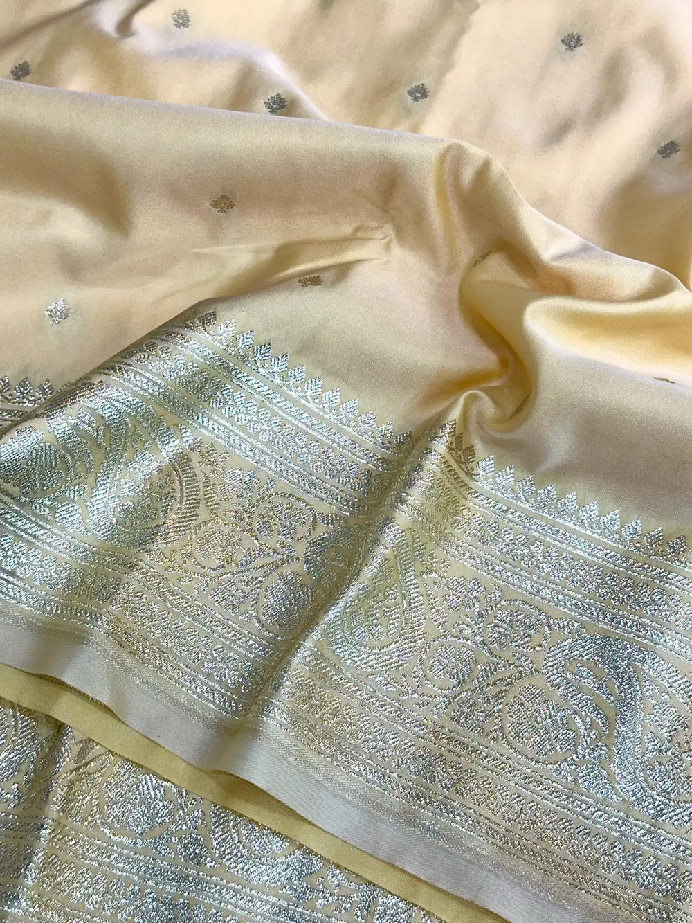 Light Beige Premium Mashru Katan Silk Banarasi Saree