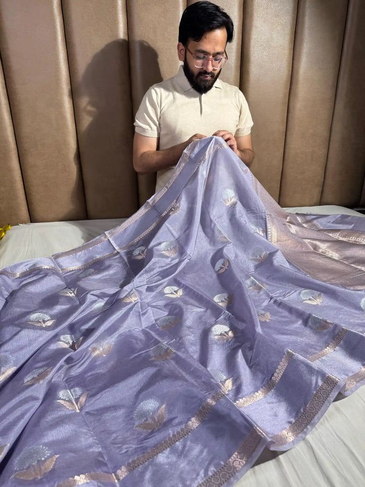Light Lavender Premium Chiniya Silk Saree with Rich Pallu and Blouse