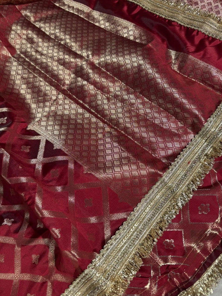 Light Maroon Chinia Silk Checkered Designer Banarasi Saree