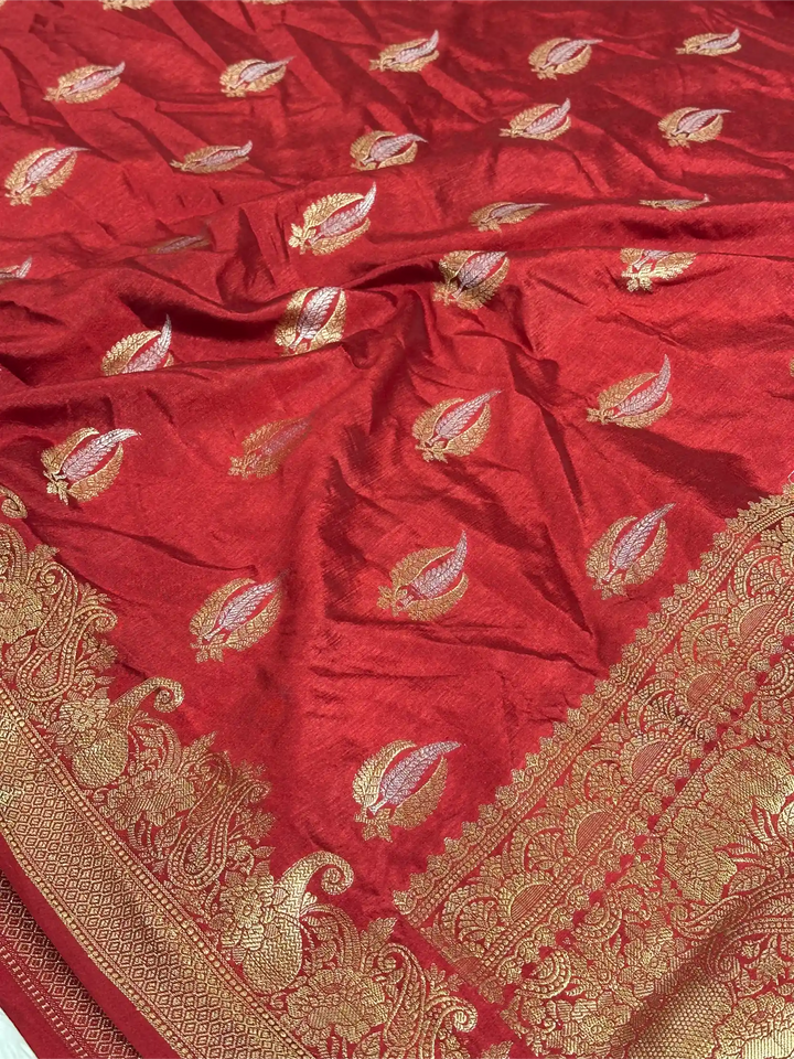 Light Maroon Shade Warm Silk Traditional Banarasi Saree