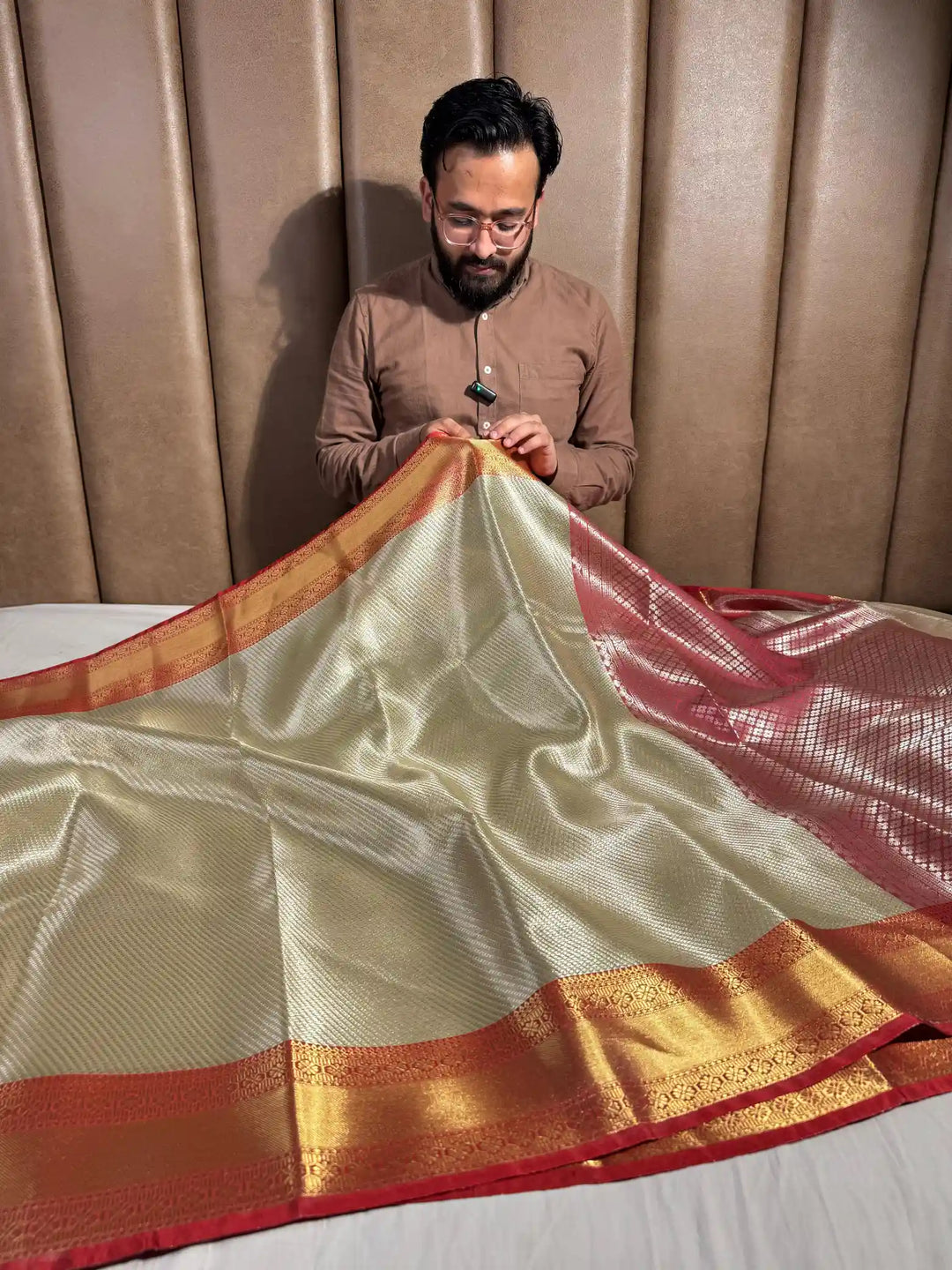 Luxurious Gold Tissue Silk aree with Premium Maroon Border and Pallu