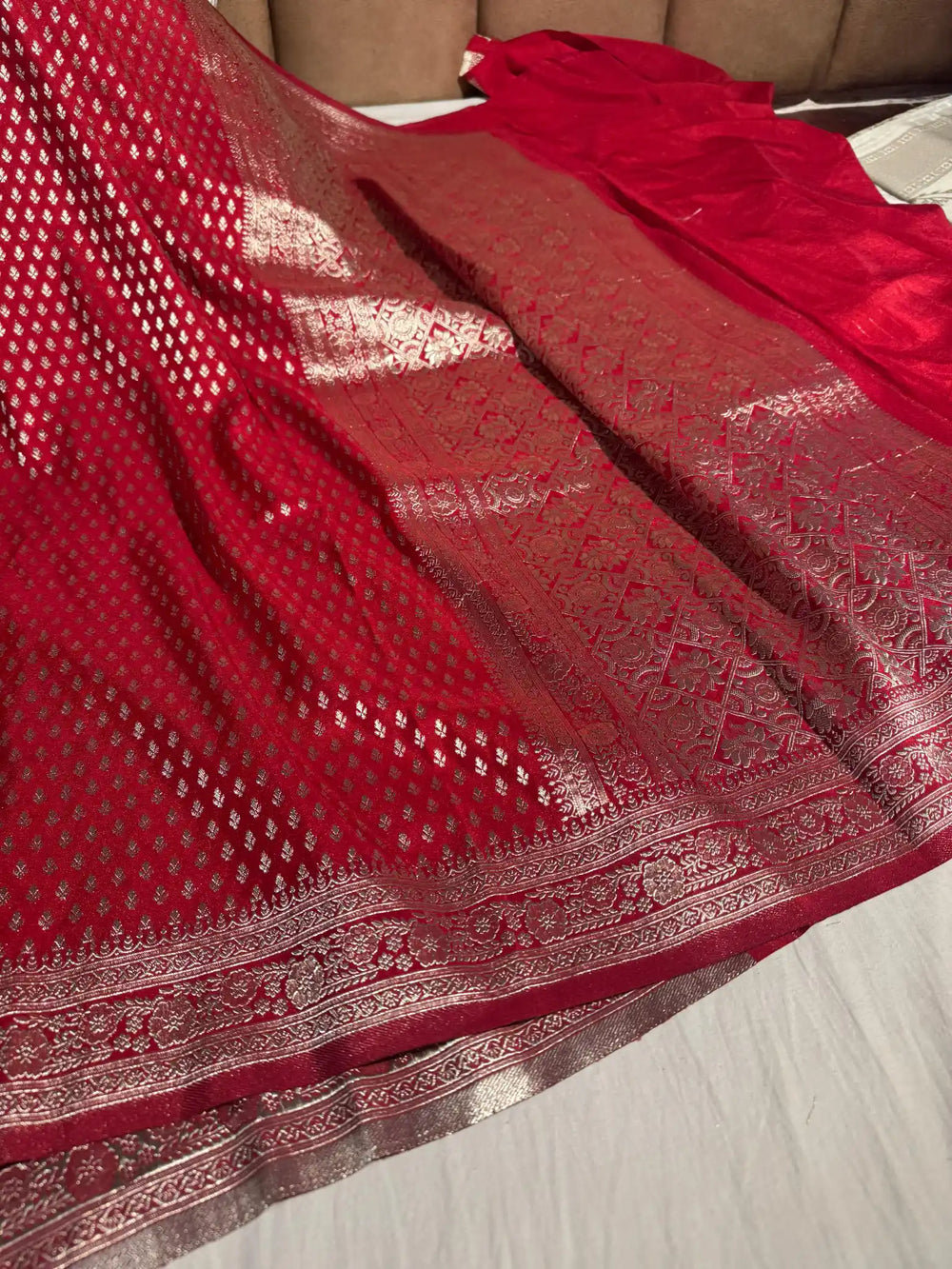 Luxurious Red Banarasi Georgette Silk Saree with Rich Pallu and Blouse