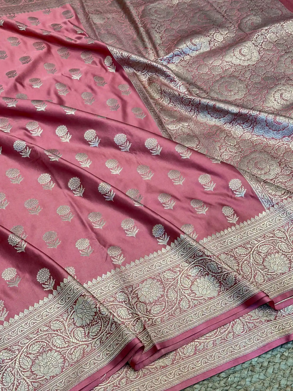 Mauve Eccentric Motifs Weave Mashru Katan Silk Saree