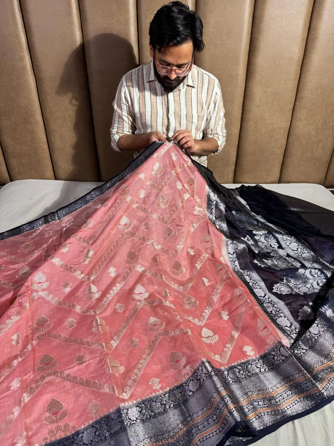 Mauve Peach Banarasi Chiniya Silk Saree with Rich Pallu and Blouse