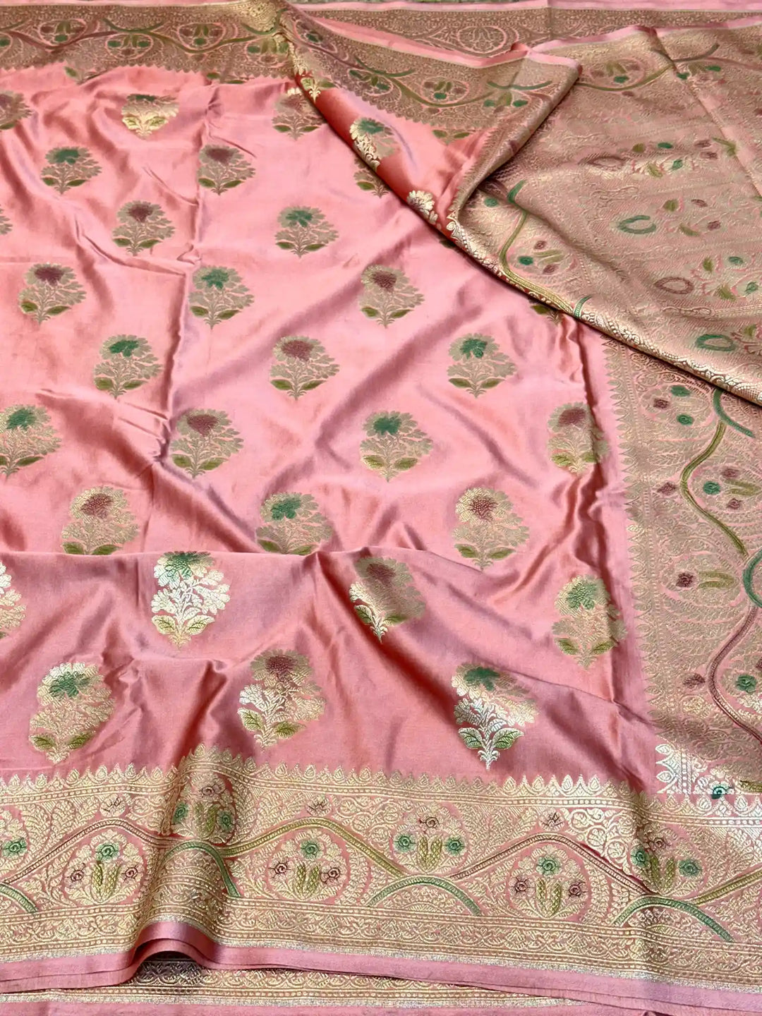 Mauve Pink Handbrush Painted Mashru Katan Silk Banarasi Saree