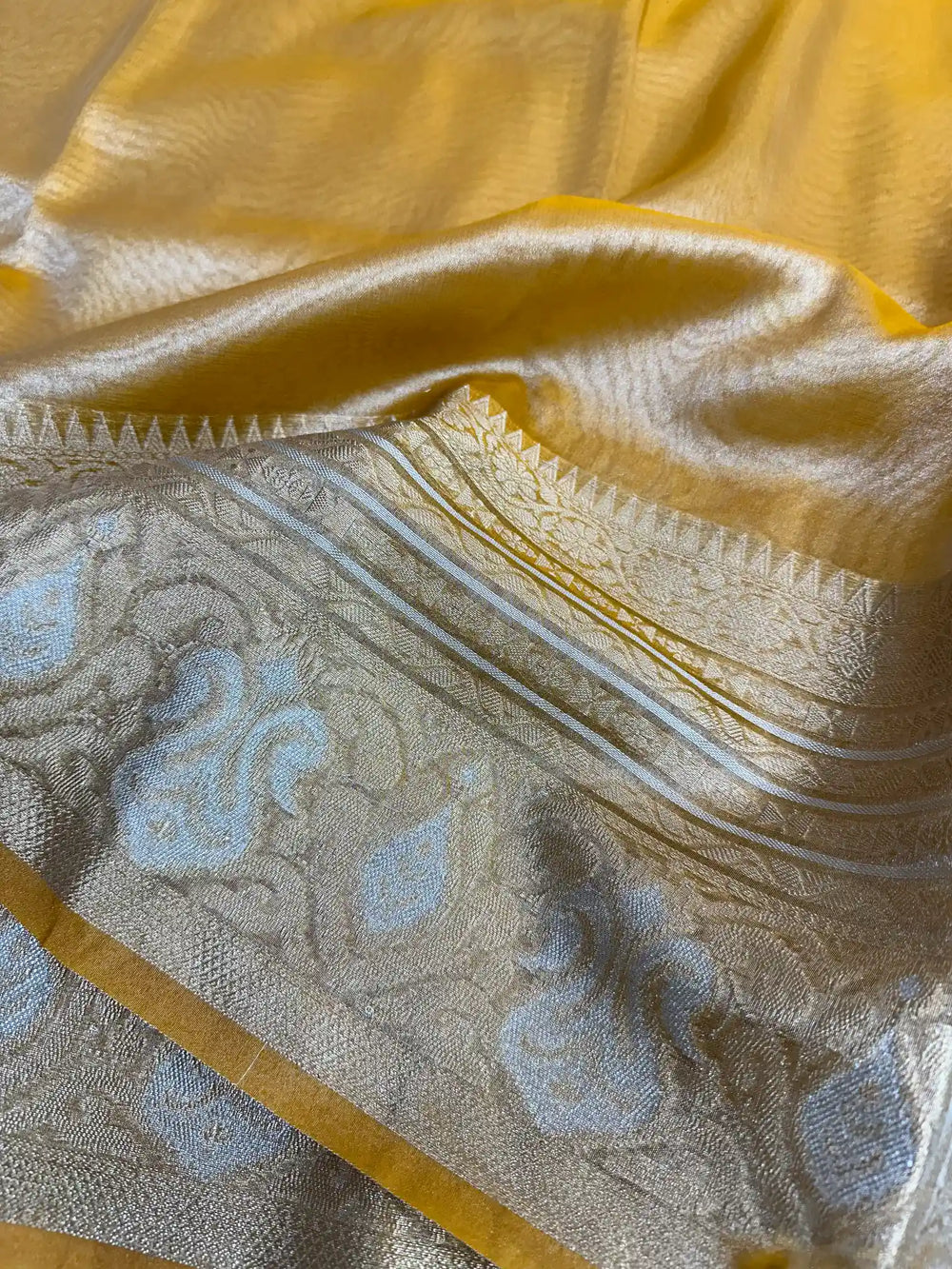 Metallic Mustard Glass Tissue Silk Banarasi Saree