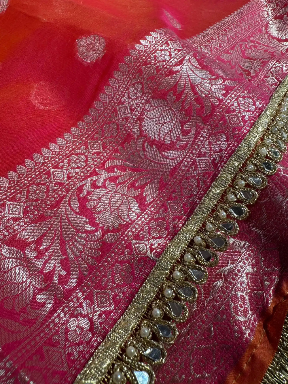 Most Popular Banarasi Khaddi Buti Soft Silk Saree with Lace Work