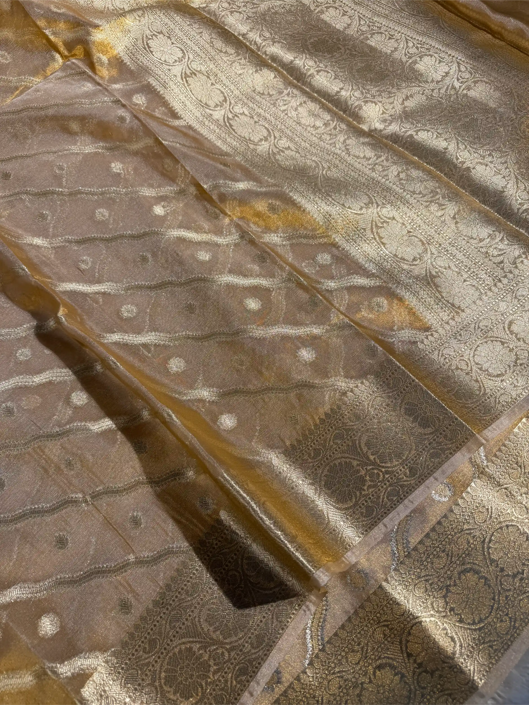 Never Seen Copper Tissue Silk Leheriya Banarasi Saree