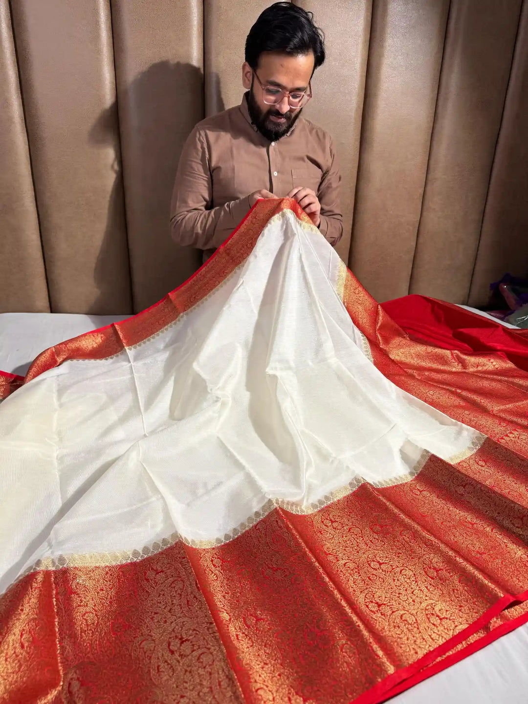 Off-White Warm Silk Banarasi Saree with Rich Pallu and Blouse