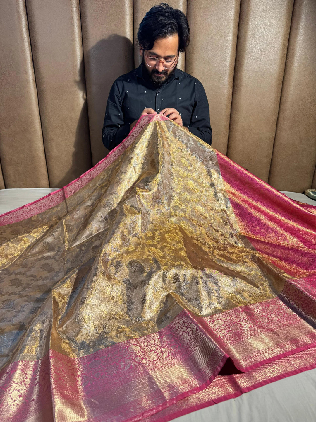 Original Vascat premium tissue silk saree with contrast rich pallu and blouse