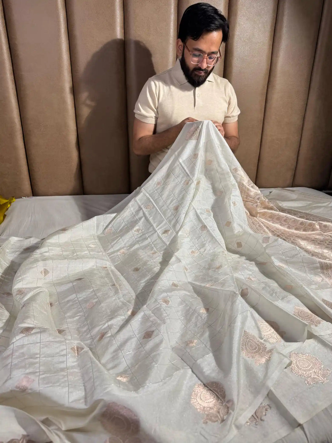 Pastel Gray Premium Chiniya Silk Saree with Rich Pallu and Blouse