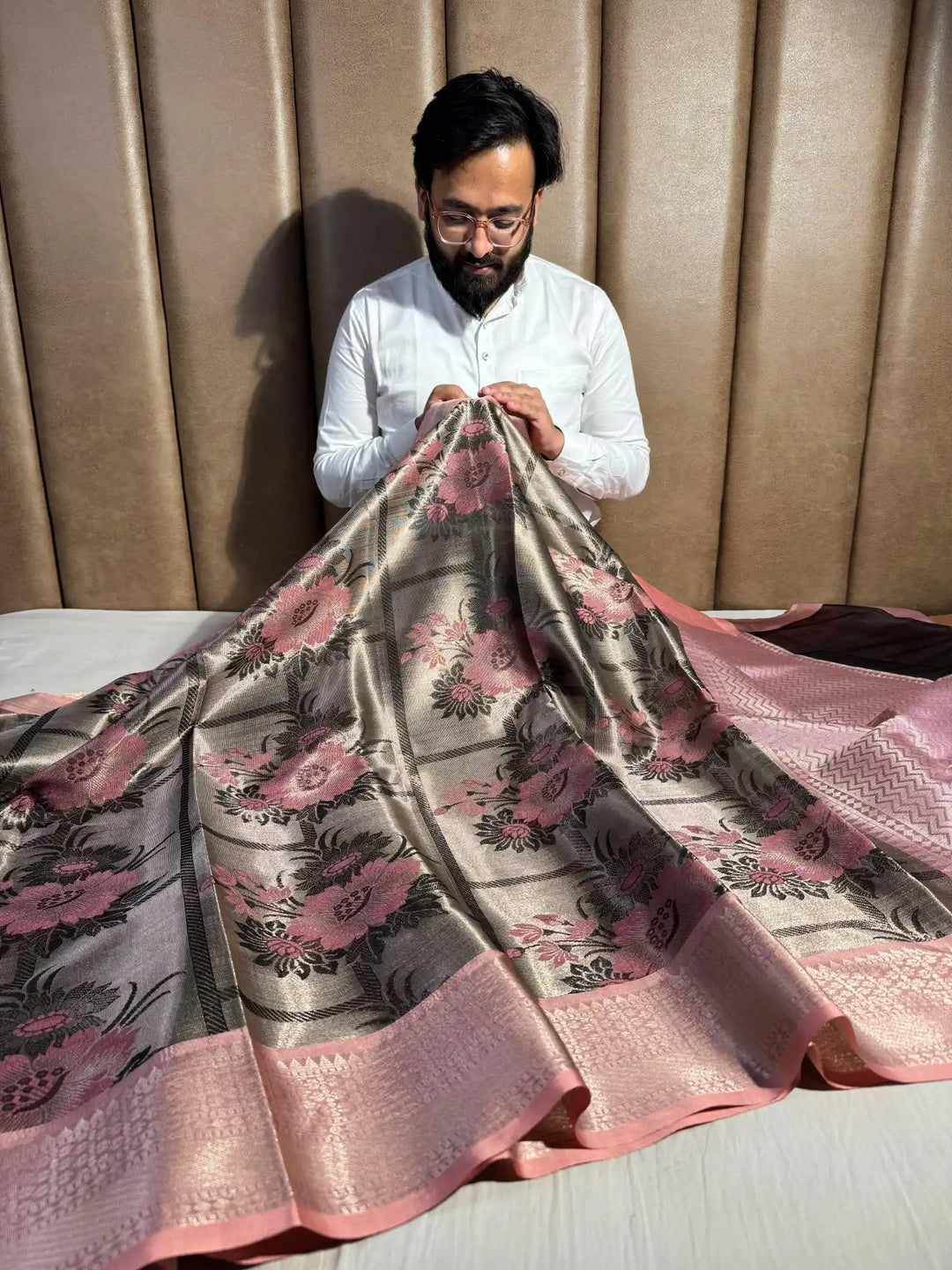 Premium Banarasi Luxurious Lightweight Tissue Silk saree with rich design in body