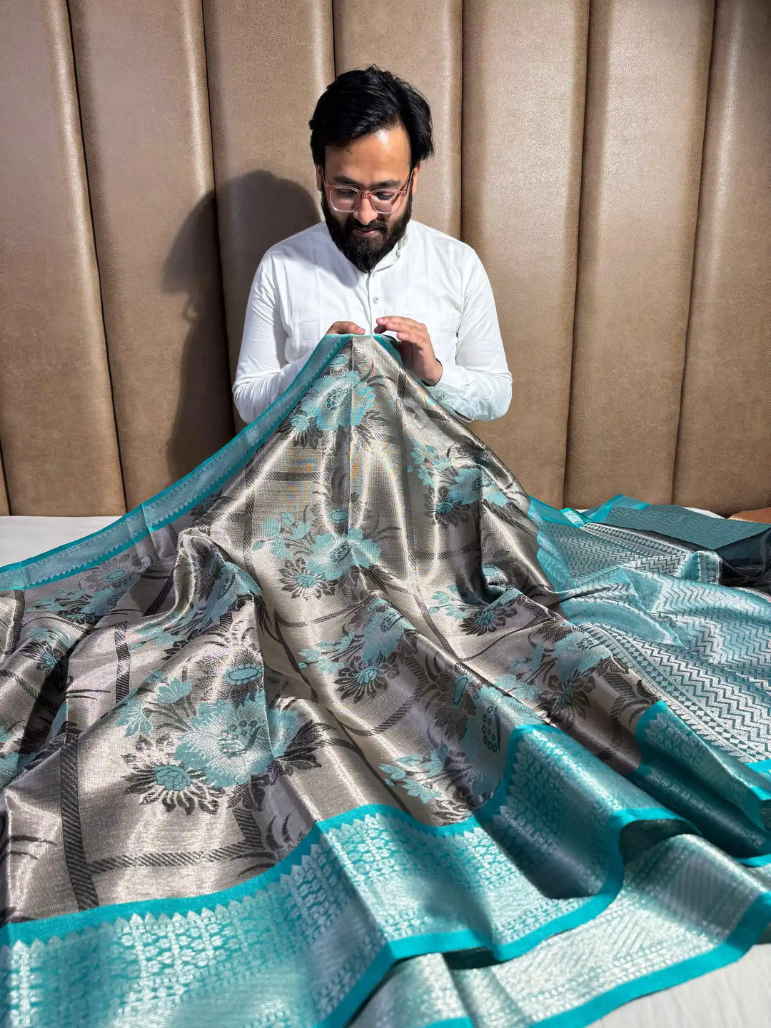 Premium Banarasi Luxurious Lightweight Tissue Silk saree with rich design in body