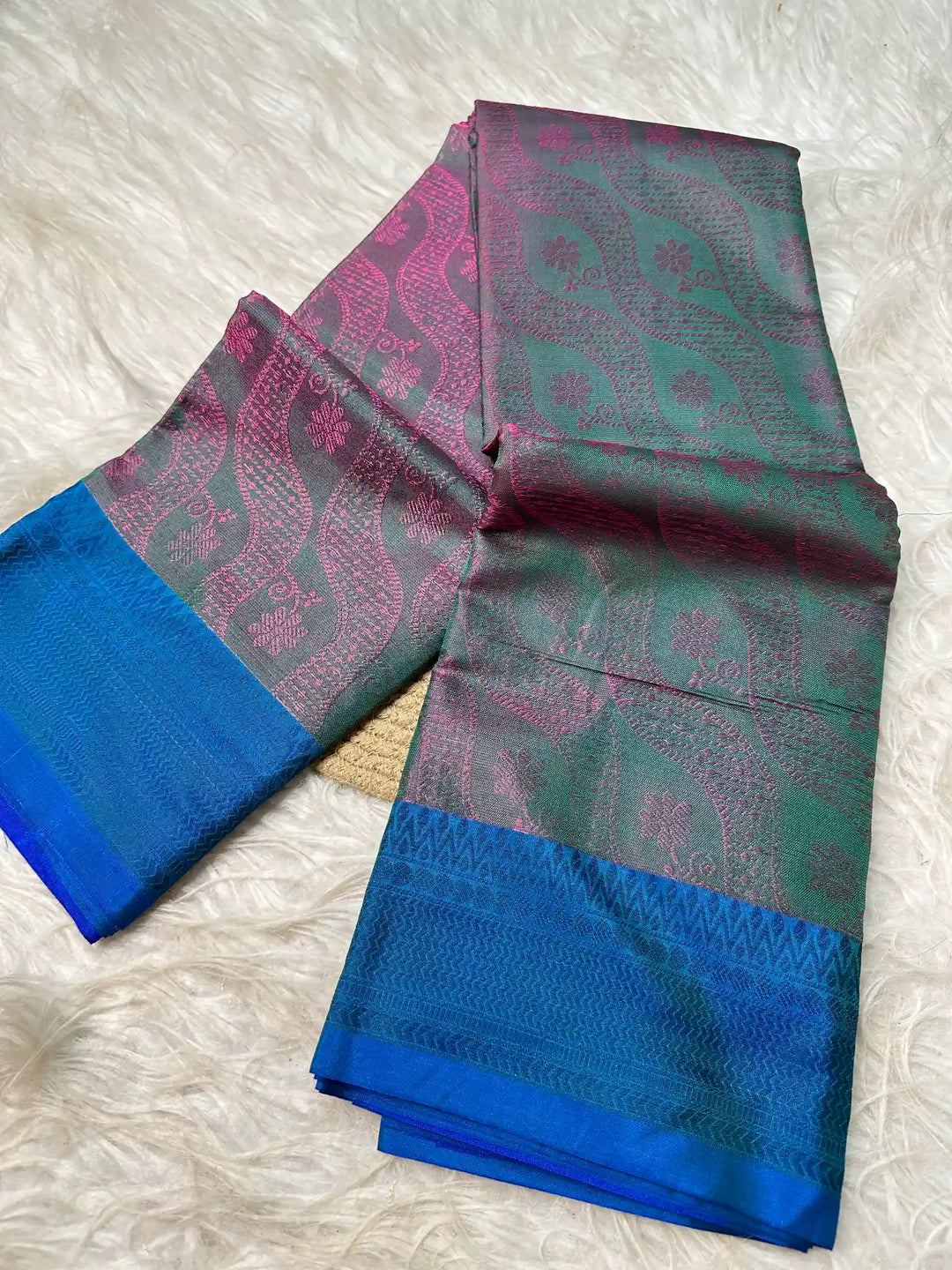 Premium Jacquard Weave Banarasi Saree