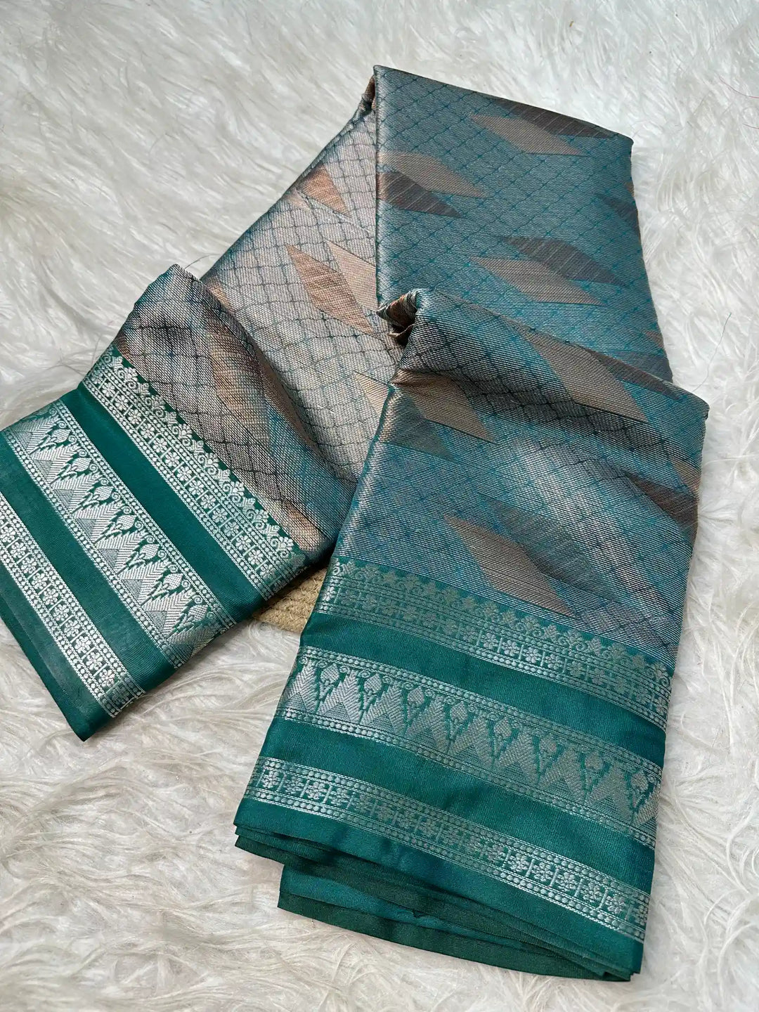 Premium Jacquard Weave Banarasi Saree