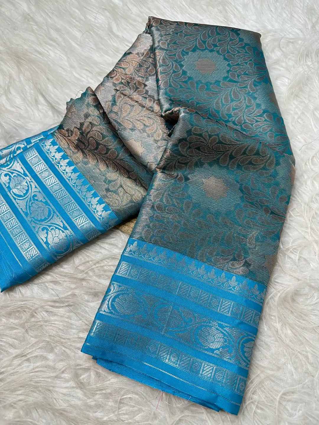 Premium Jacquard Weave Banarasi Saree
