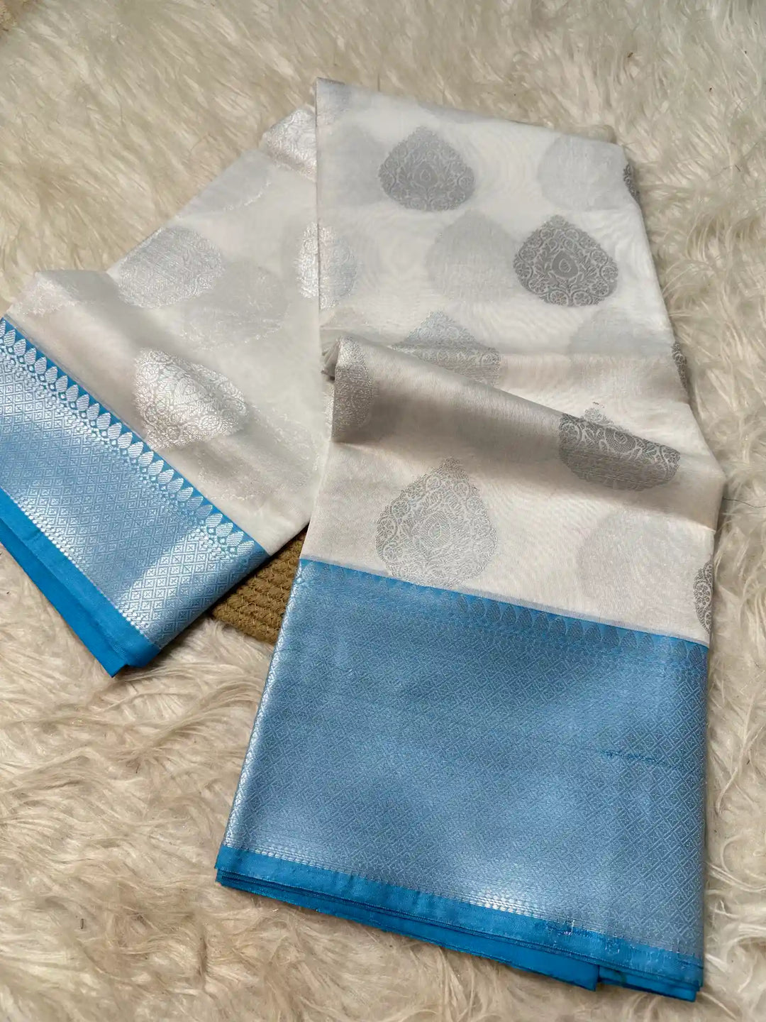Premium Jacquard Weave Banarasi Saree