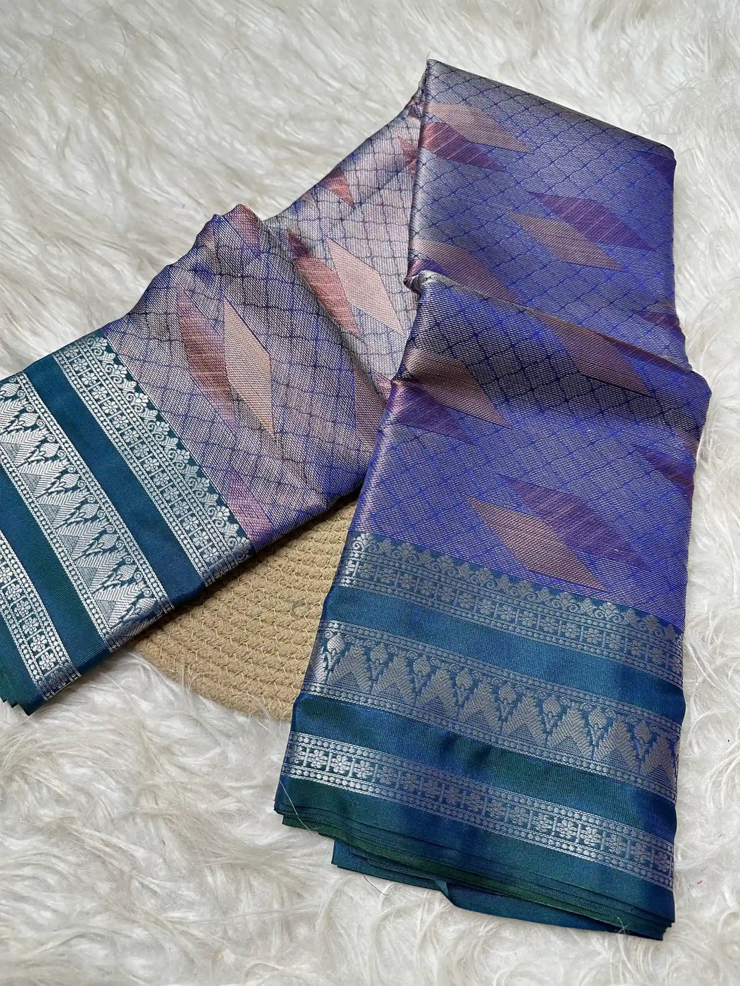 Premium Jacquard Weave Banarasi Saree