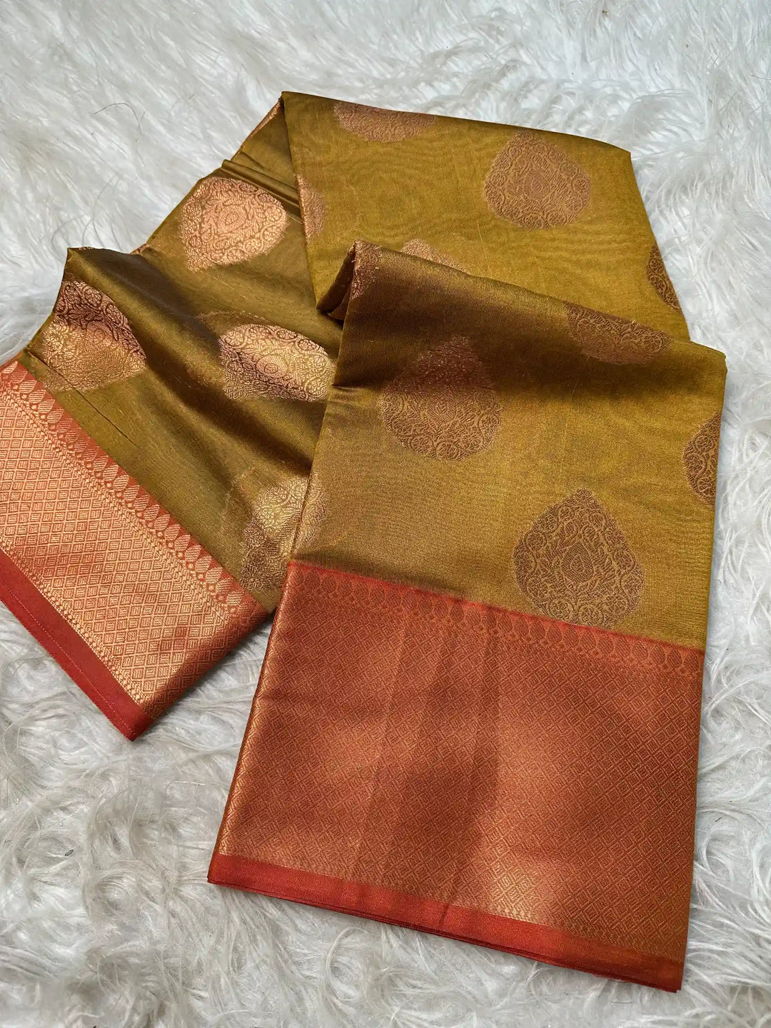 Premium Jacquard Weave Banarasi Saree