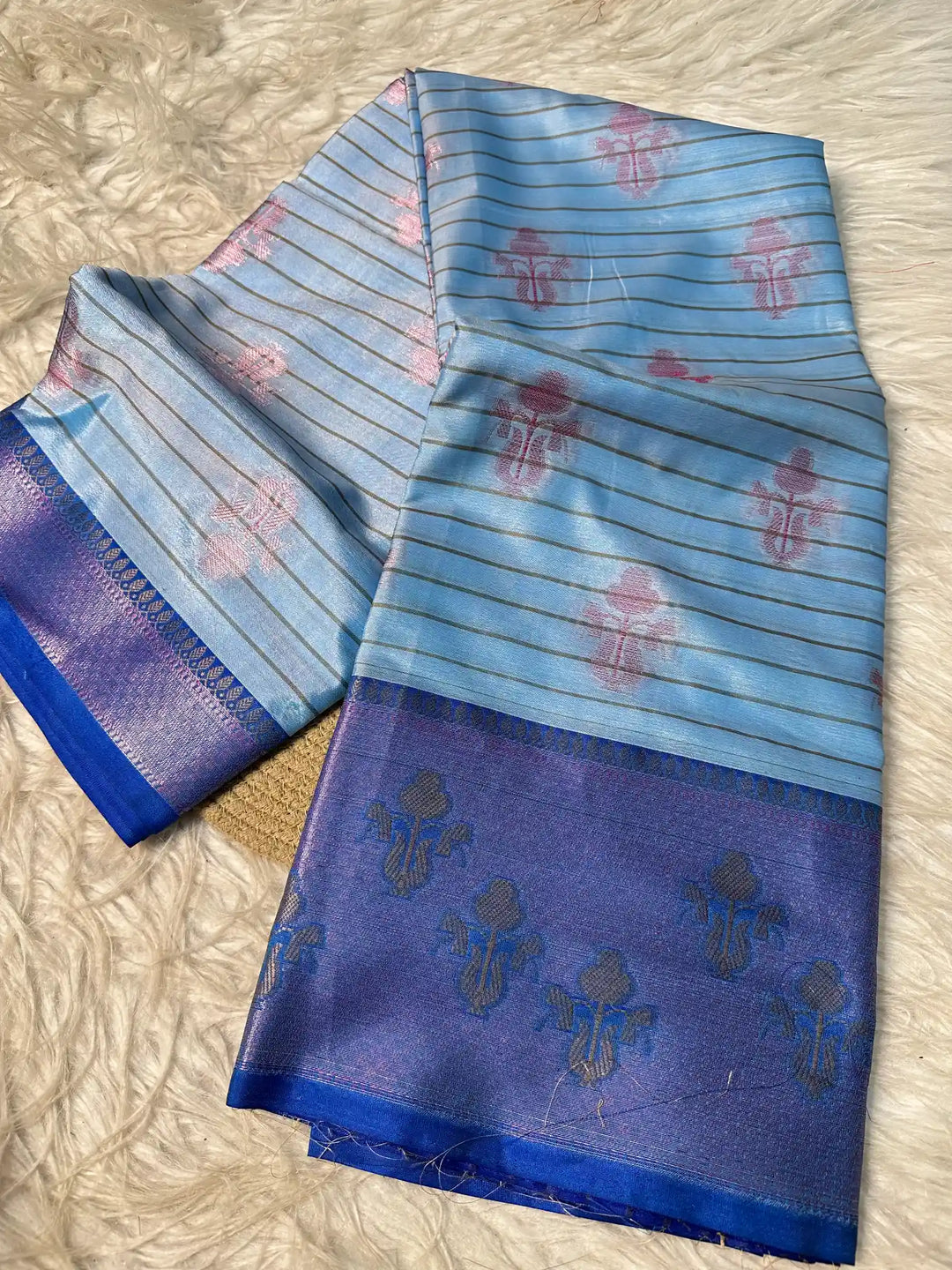 Premium Jacquard Weave Banarasi Saree