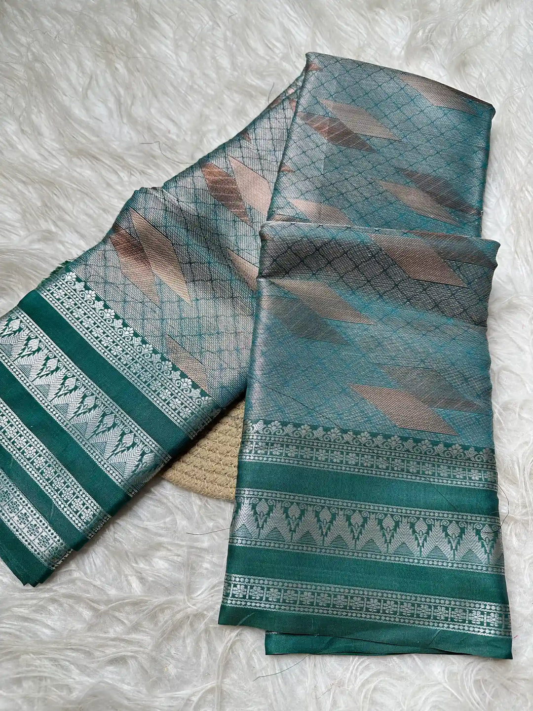 Premium Jacquard Weave Banarasi Saree