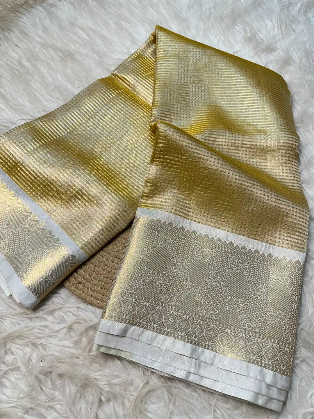 Premium Jacquard Weave Banarasi Saree