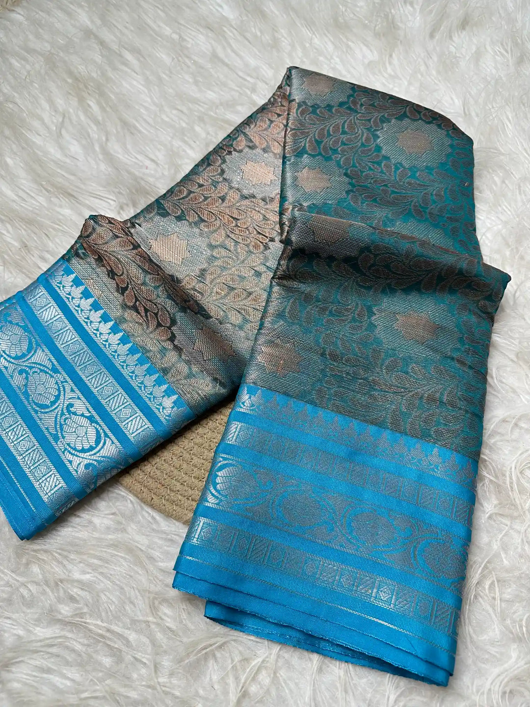 Premium Jacquard Weave Banarasi Saree