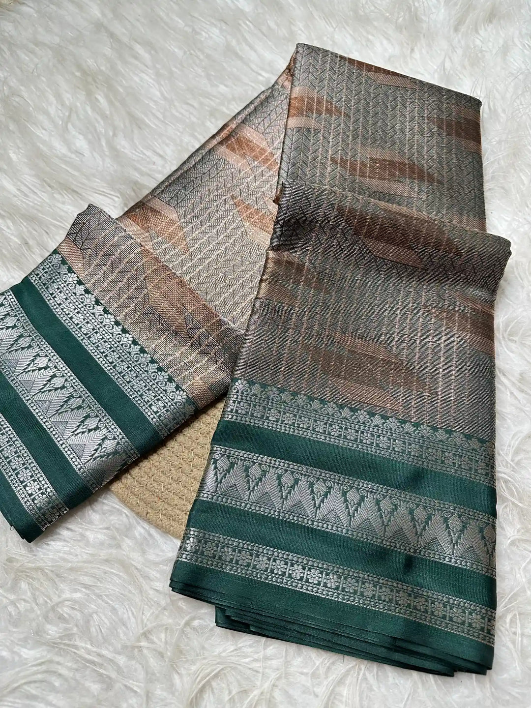 Premium Jacquard Weave Banarasi Saree