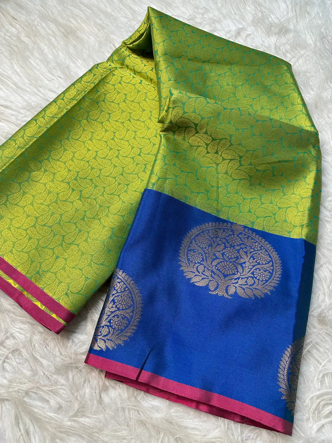 Premium Jacquard Weave Banarasi Saree