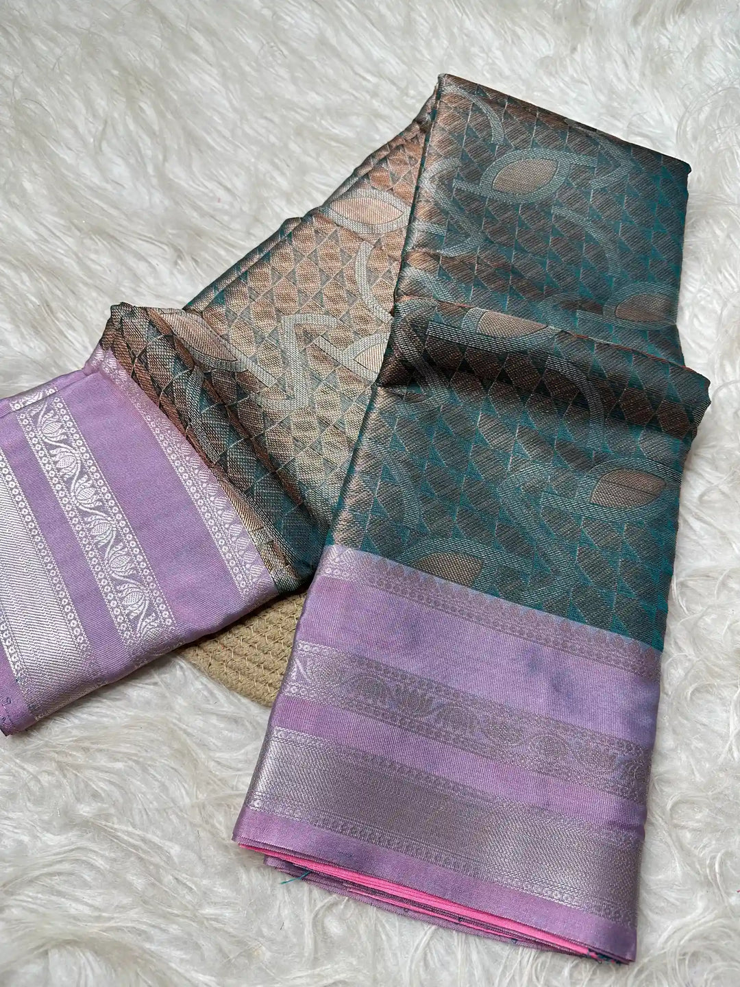 Premium Jacquard Weave Banarasi Saree