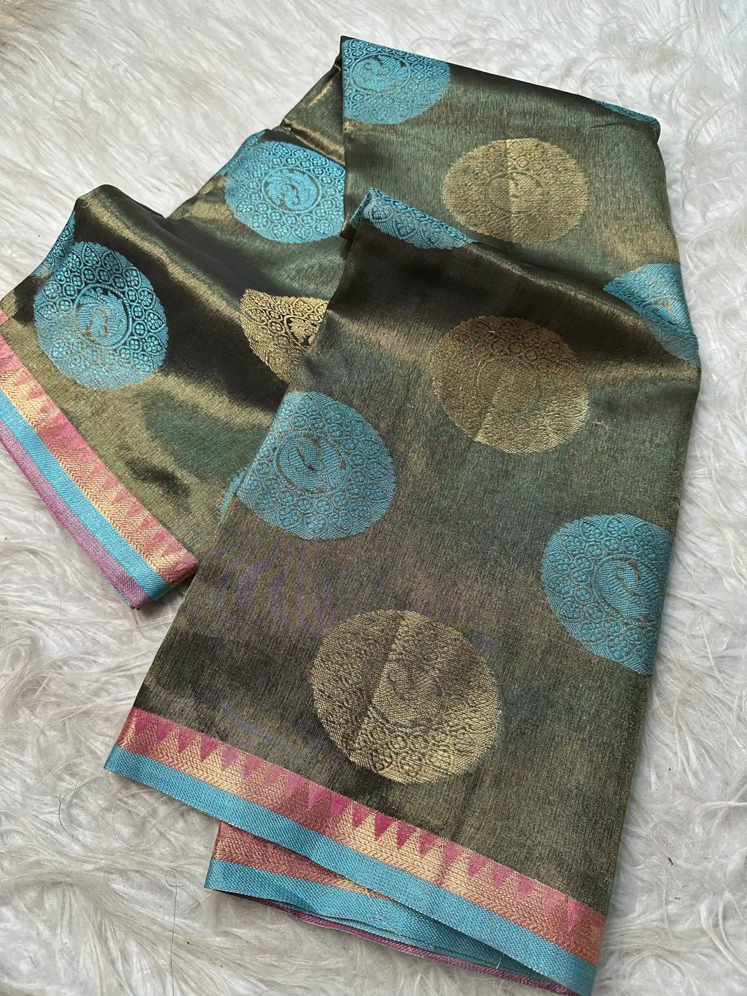 Premium Jacquard Weave Banarasi Saree