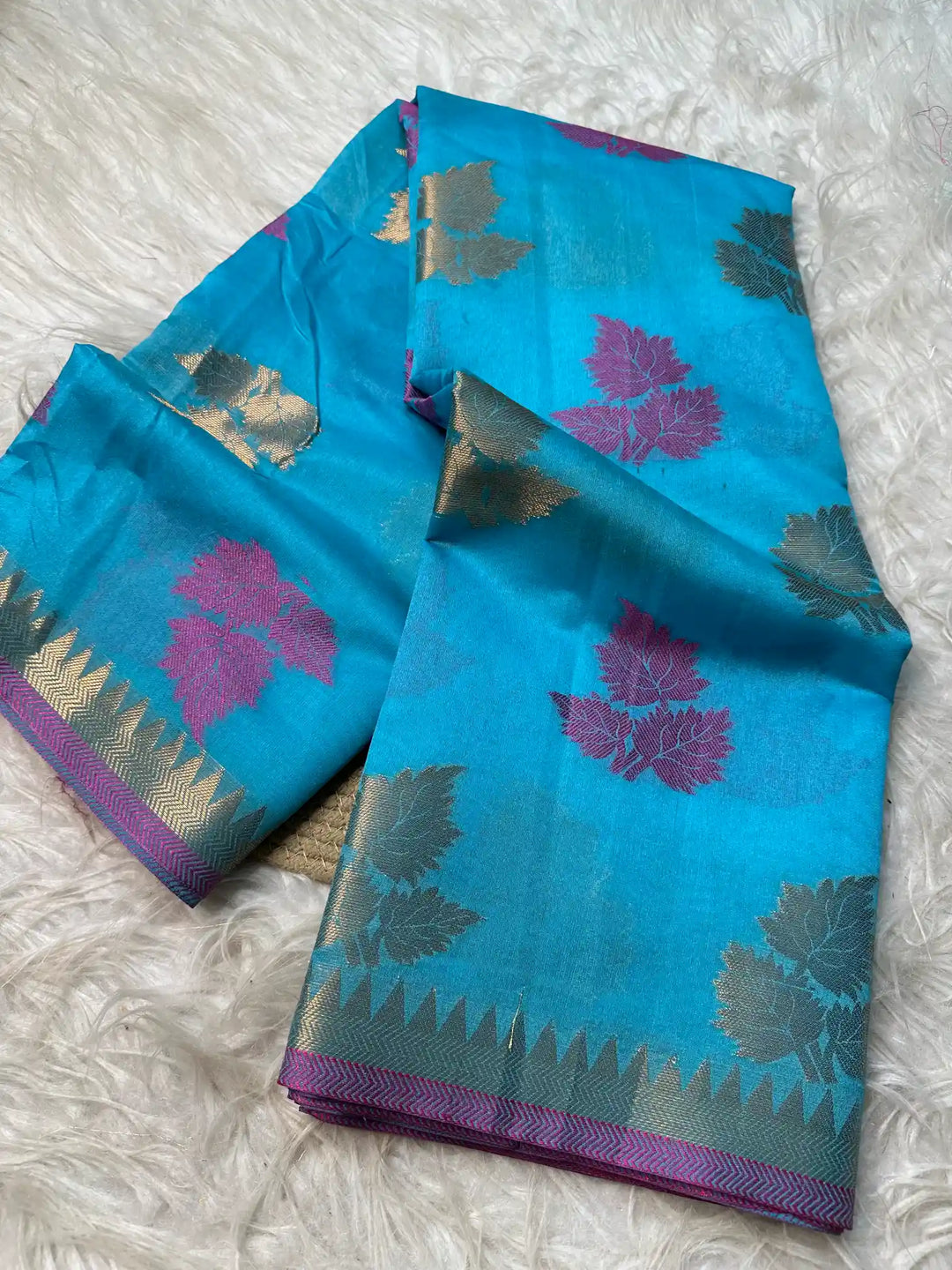 Premium Jacquard Weave Banarasi Saree