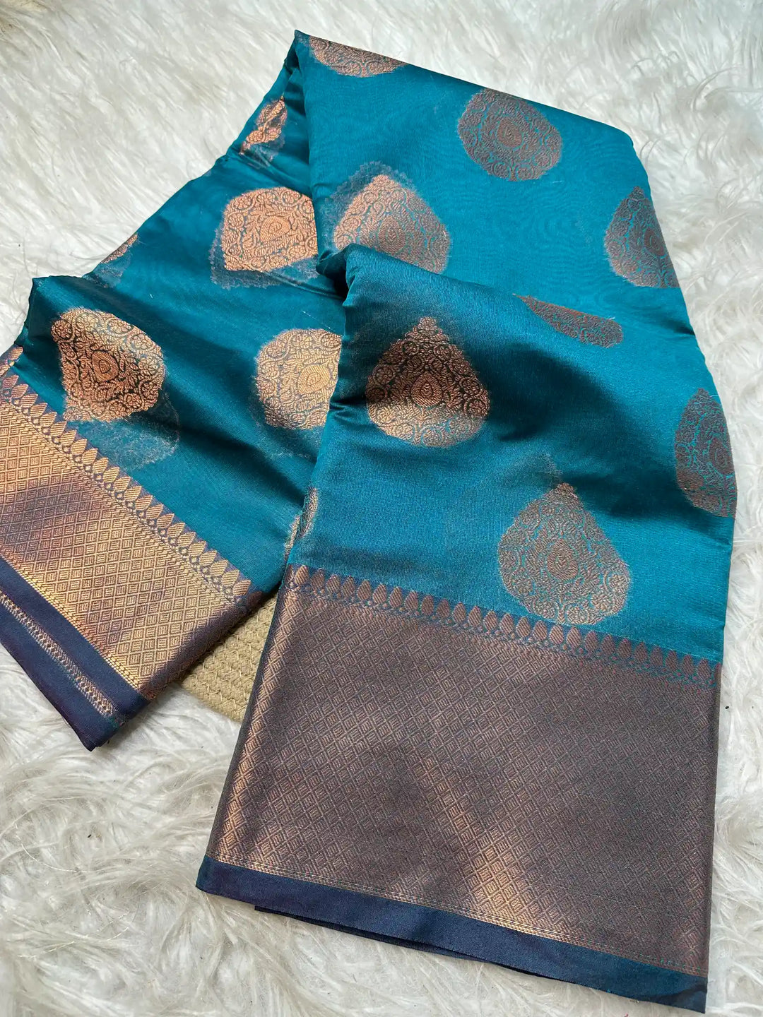 Premium Jacquard Weave Banarasi Saree