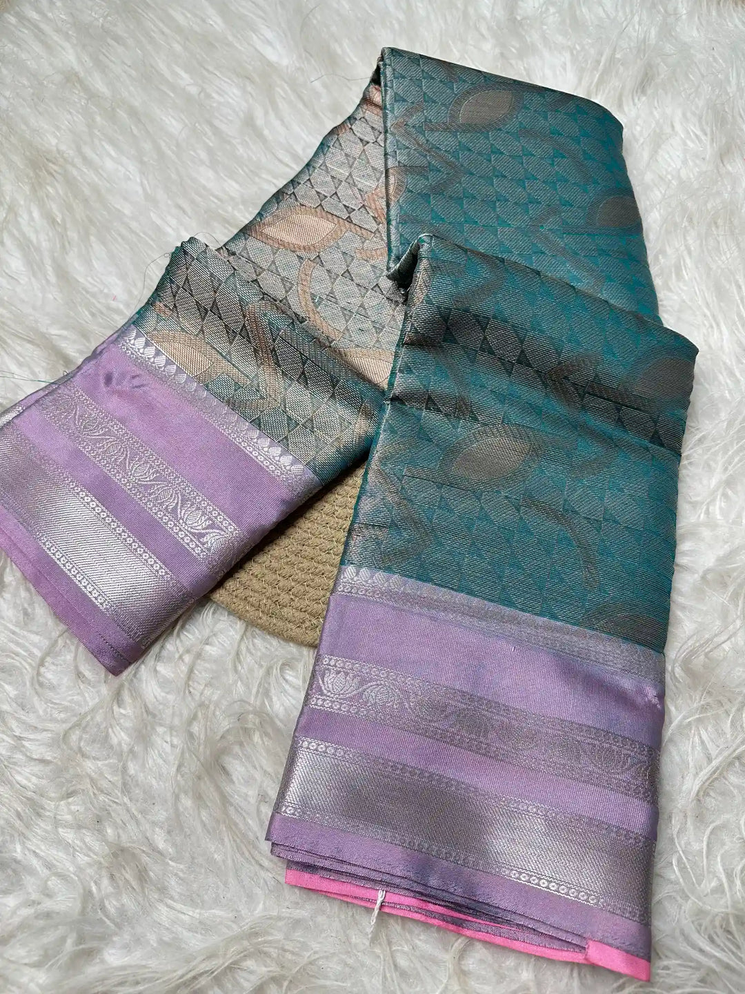 Premium Jacquard Weave Banarasi Saree